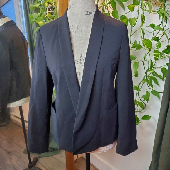 VINCE | Modern Criss Cross Collar Wool Blend Open Blazer (Size M) - Picture 2 of 7